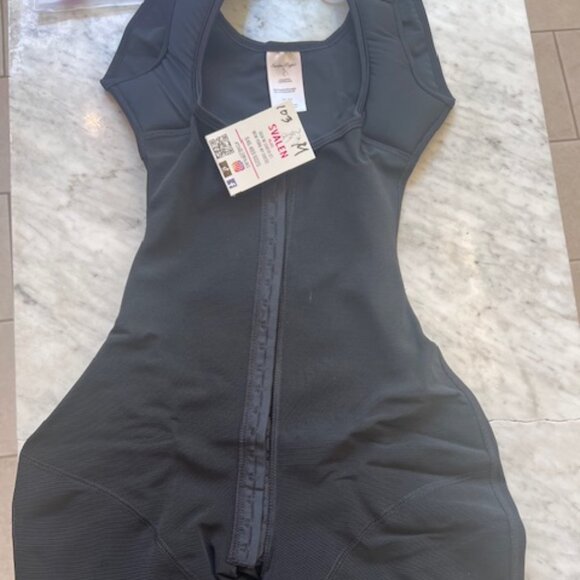 Svalen fajas Hourglass shape - Picture 2 of 3